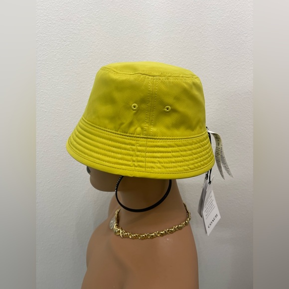 New! Coach Reversible Signature Nylon Bucket Hat (Authentic) Unisex - Picture 11 of 16